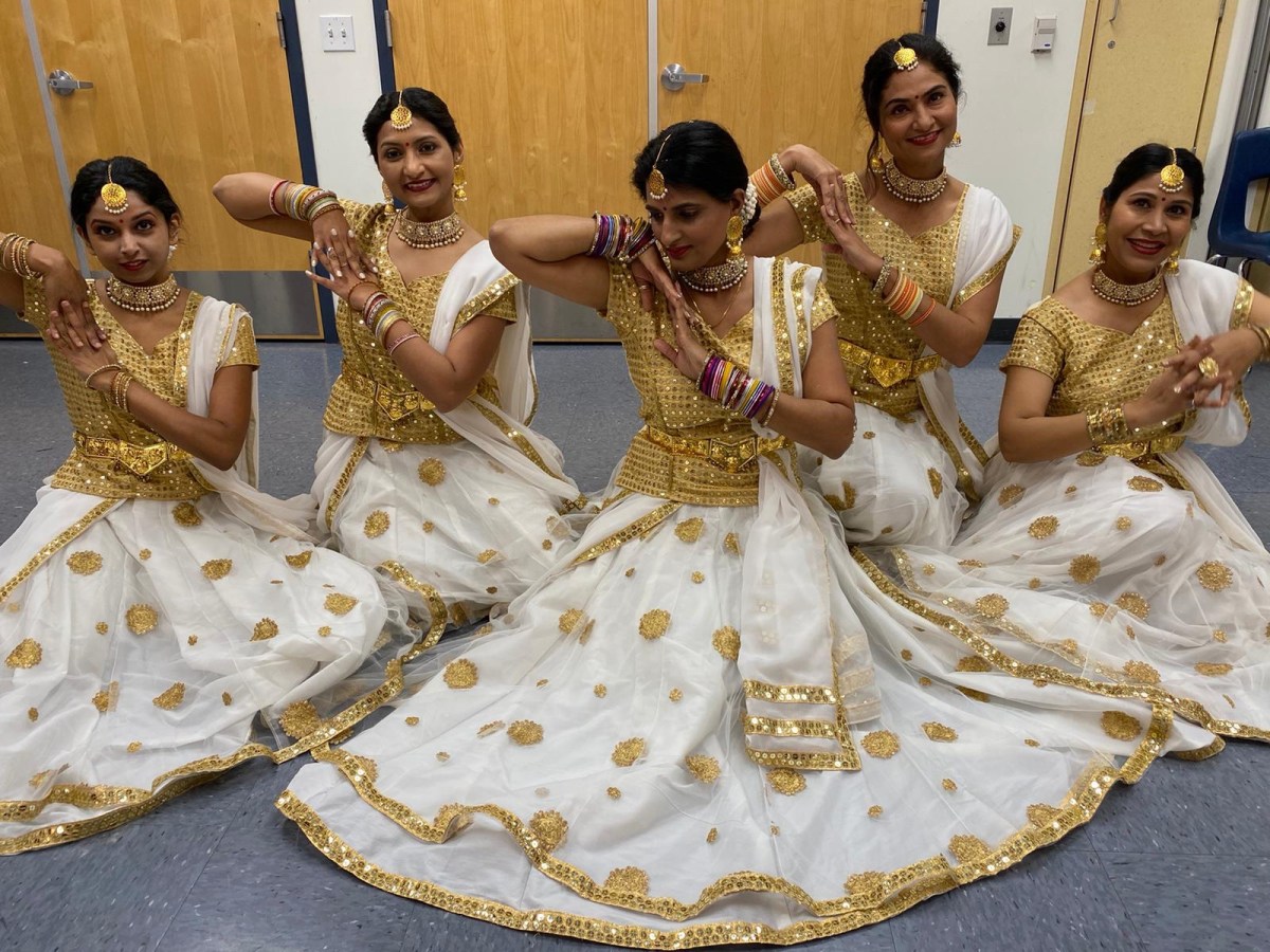 Lehenga and Choli Indian Dance Costumes for Rent